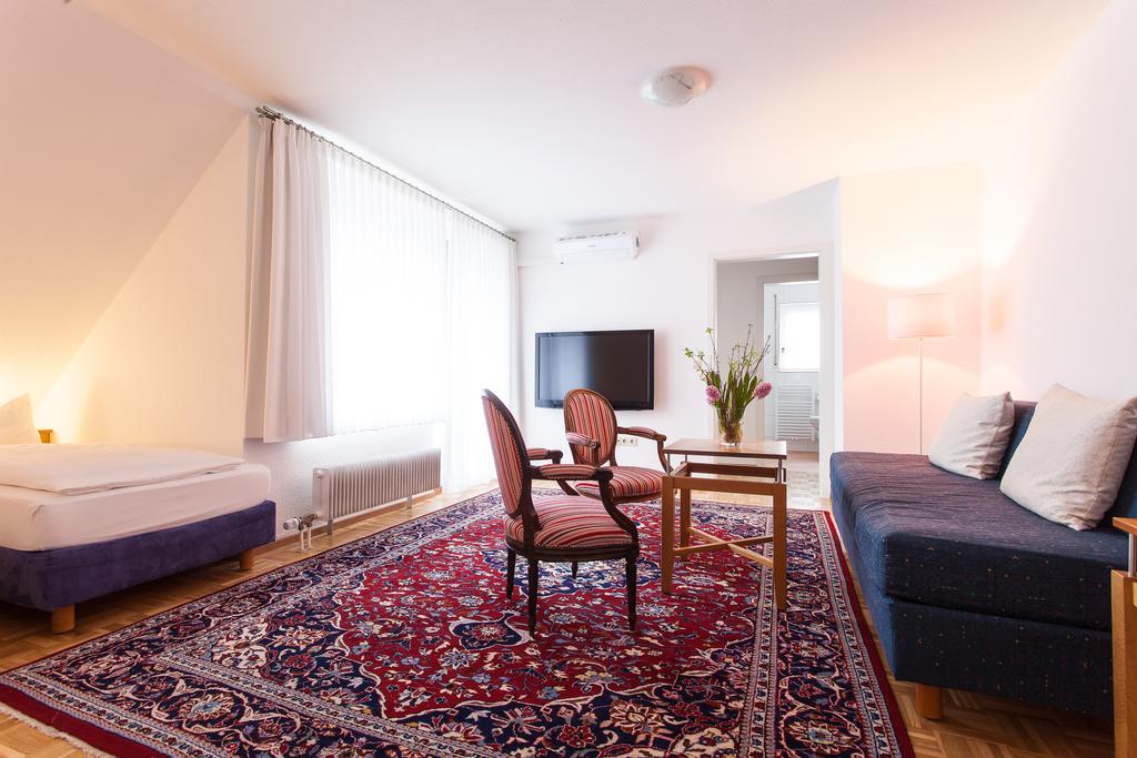 Hotel Garni Schacherer Mullheim  Buitenkant foto